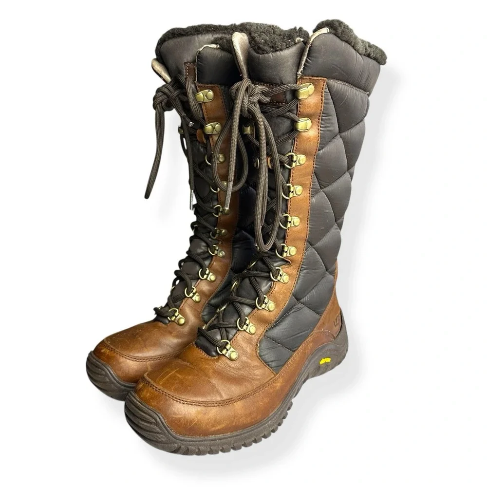 UGG Australia Women's Kintla Boots‎ Leather Quilted Two Tone Brownstone US 7